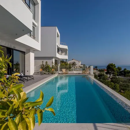 Villa Monachus 1